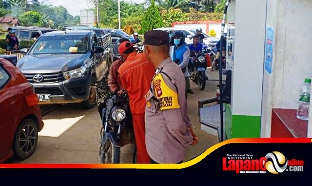 Polsek Beduai Kawal Distribusi BBM Bersubsidi OKEH...